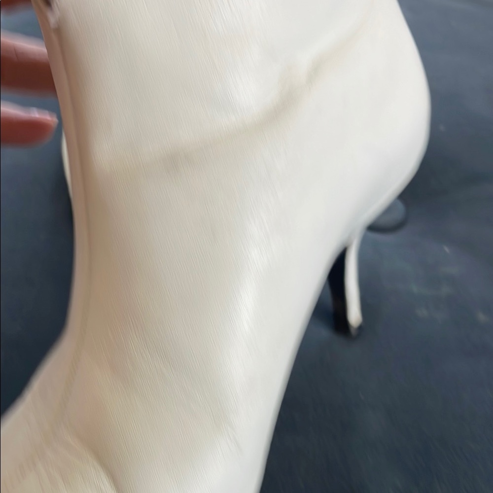 Anine Bing White Women's Ankle Boots - Picture 5 of 15